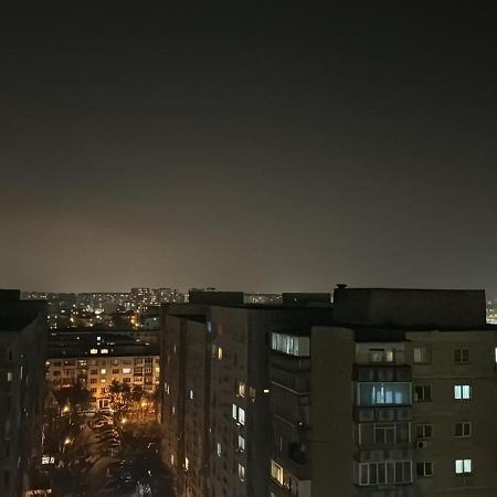 Ferienwohnung The Moon View Bukarest Exterior foto